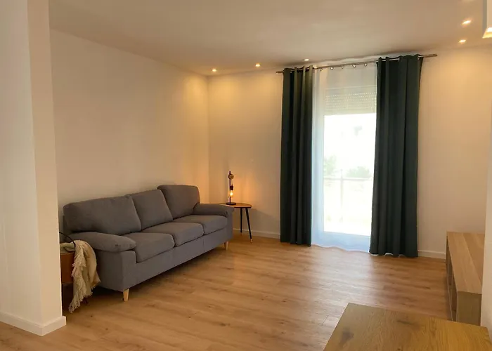 Modern Living Apartment - Naehe Krankenhaus, Altstadt, Bahnhof - 3-Zimmer