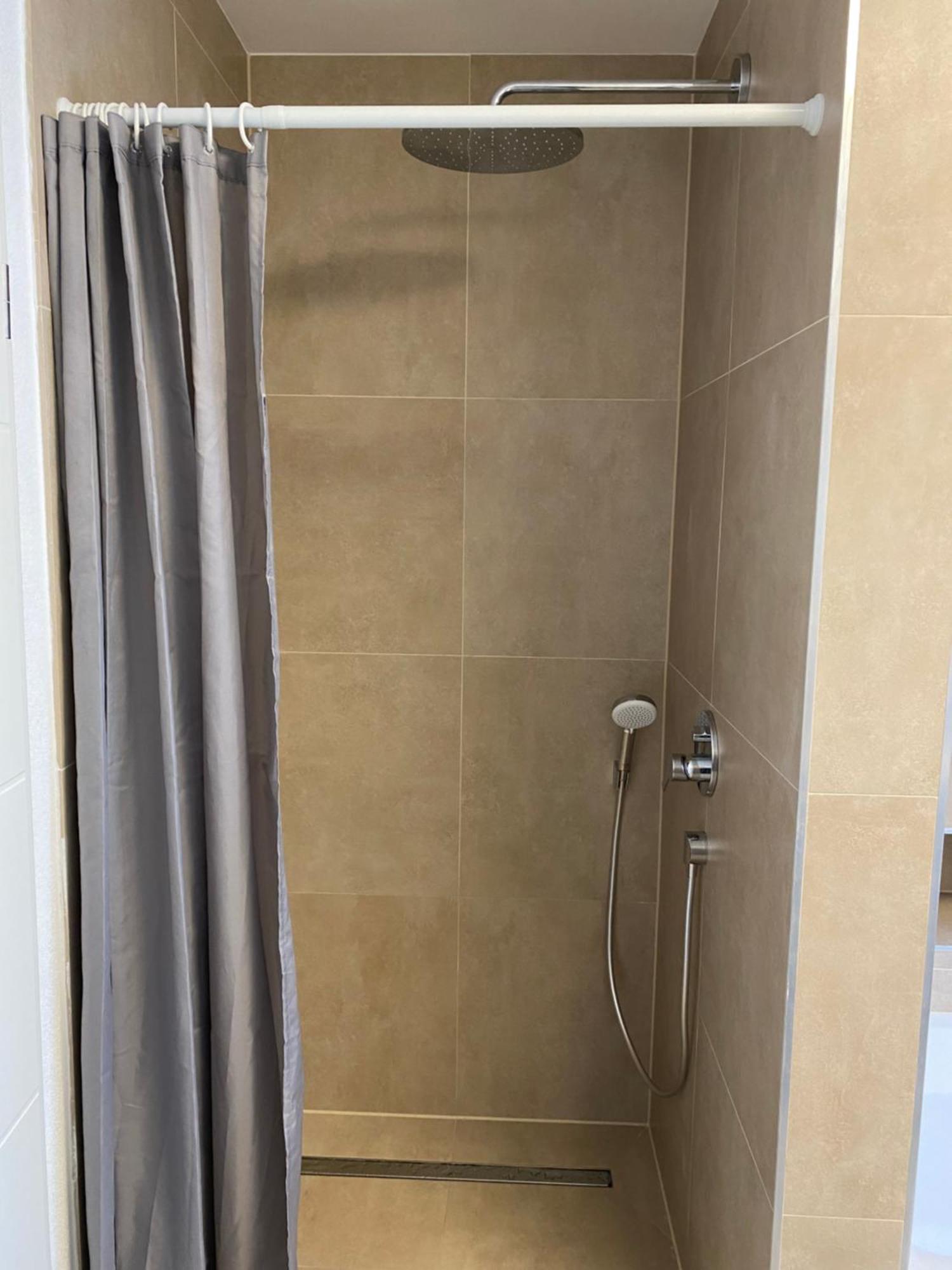 Modern Living Apartment - Naehe Krankenhaus, Altstadt, Bahnhof - 3-Zimmer